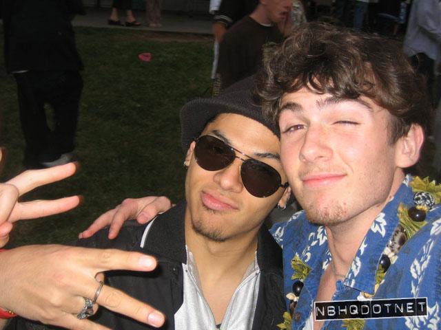 luau05_carlos.jpg